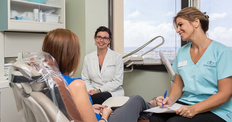 Họ cần sự công nhận năng lực của Bác sĩ nha khoa tro-thu-nha-khoa