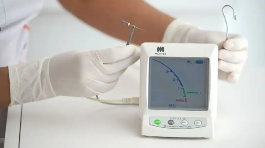 Máy định vị chóp Morita