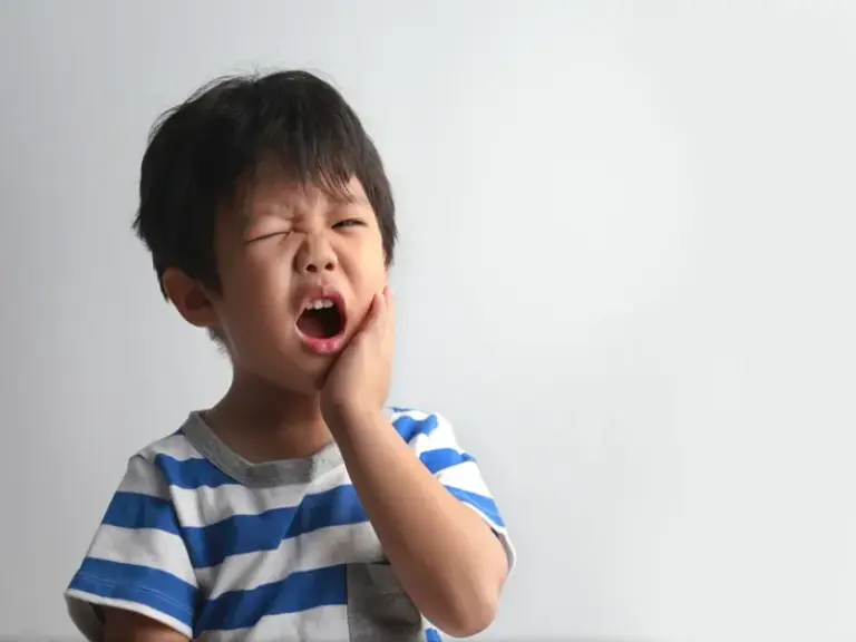 sâu răng sữa ở trẻ