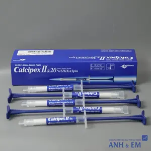 Calcipex II: canxi hydroxit trộn sẵn gốc nước – giải pháp kiểm soát hiệu quả tiết dịch dai dẳng. 